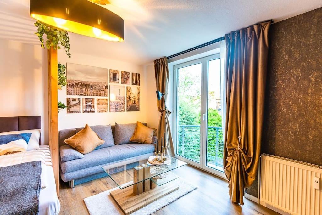 Golden Nugget Inkl Wlan, Parkplatz Apartment Детмолд Екстериор снимка